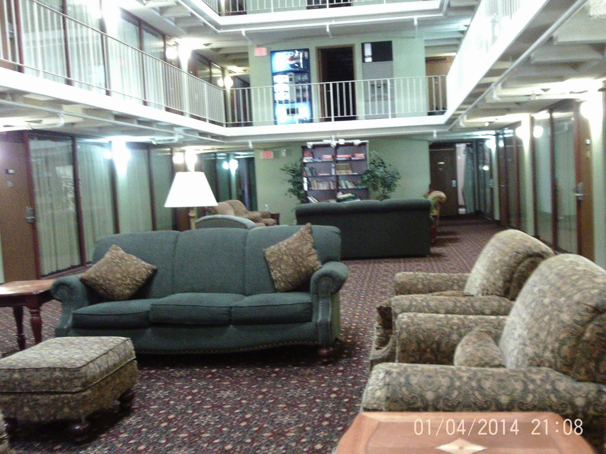 5Th Avenue Inn & Suites โรเชสเตอร์ ภายนอก รูปภาพ